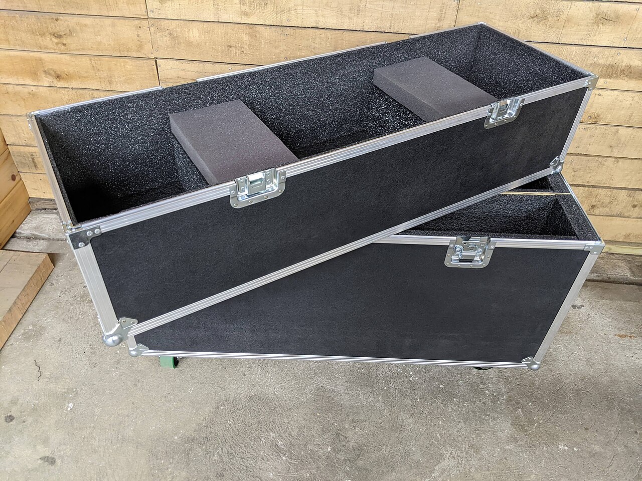Open protective road case
